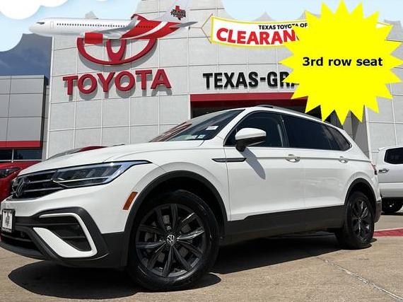 VOLKSWAGEN TIGUAN 2024 3VV3B7AX3RM109592 image