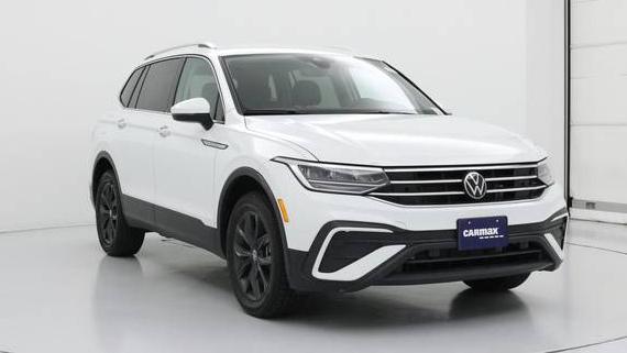 VOLKSWAGEN TIGUAN 2024 3VV3B7AX1RM136080 image