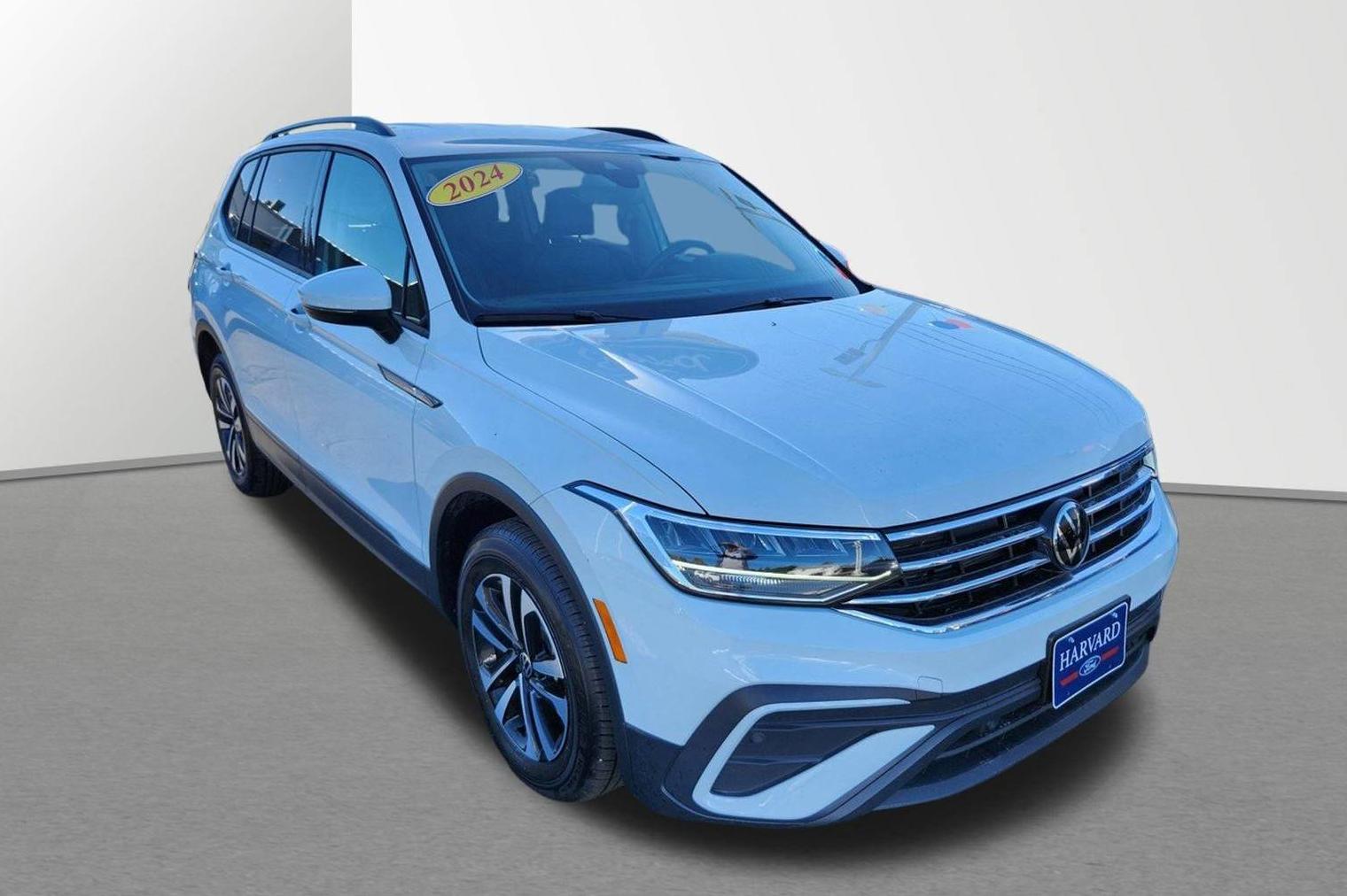 VOLKSWAGEN TIGUAN 2024 3VVRB7AX4RM028126 image