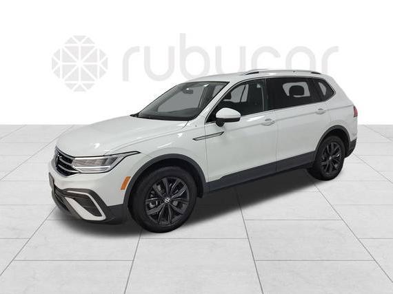 VOLKSWAGEN TIGUAN 2024 3VV3B7AX0RM137270 image