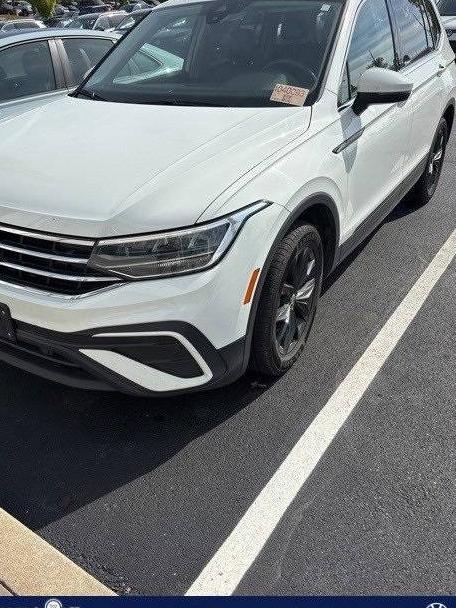 VOLKSWAGEN TIGUAN 2024 3VV3B7AX1RM043494 image