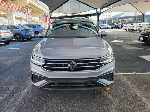 VOLKSWAGEN TIGUAN 2024 3VV3B7AX0RM194875 image