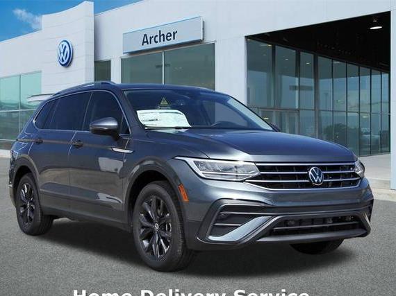 VOLKSWAGEN TIGUAN 2024 3VVNB7AX4RM179062 image
