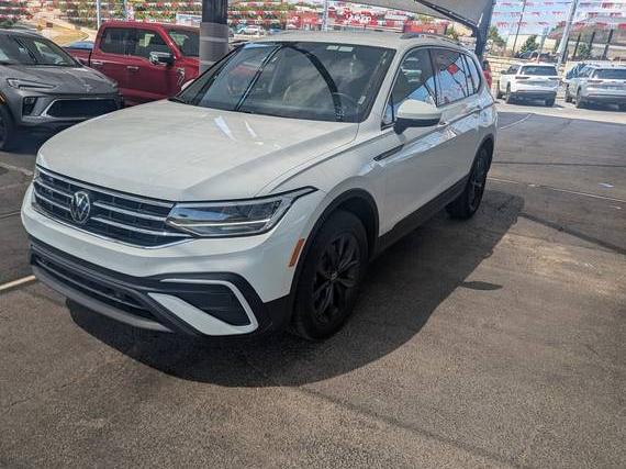 VOLKSWAGEN TIGUAN 2024 3VV3B7AX3RM194806 image