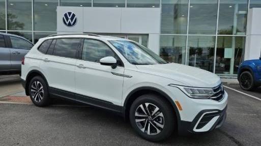 VOLKSWAGEN TIGUAN 2024 3VVRB7AX5RM132981 image
