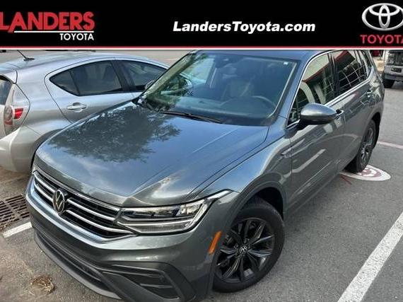 VOLKSWAGEN TIGUAN 2024 3VV3B7AX0RM049626 image