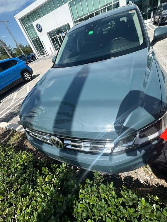 VOLKSWAGEN TIGUAN 2020 3VV3B7AX7LM138410 image