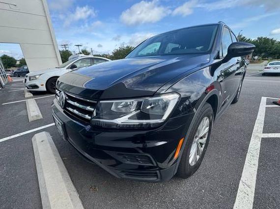 VOLKSWAGEN TIGUAN 2020 3VV1B7AX8LM090651 image