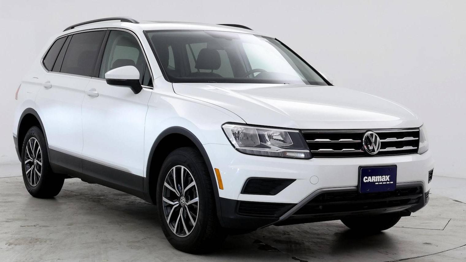 VOLKSWAGEN TIGUAN 2020 3VV2B7AX3LM003839 image