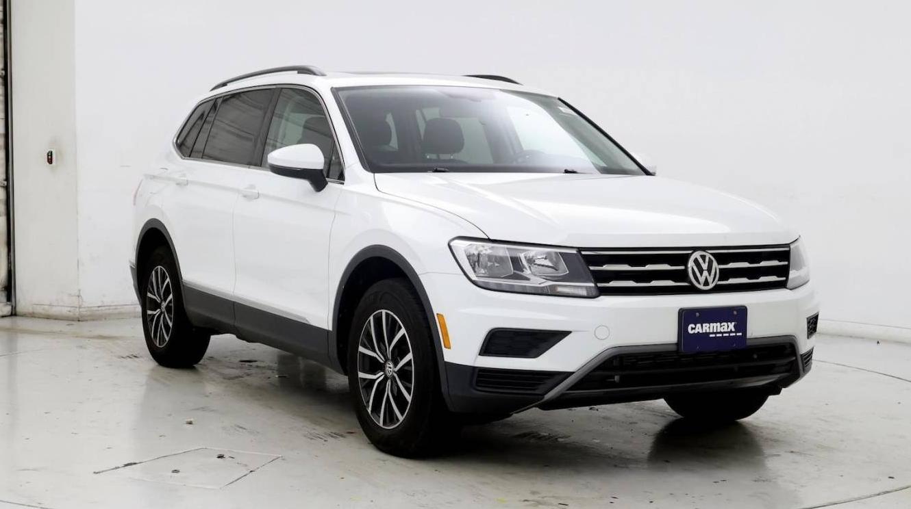 VOLKSWAGEN TIGUAN 2020 3VV2B7AX1LM010434 image