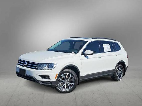 VOLKSWAGEN TIGUAN 2020 3VV3B7AX0LM107631 image