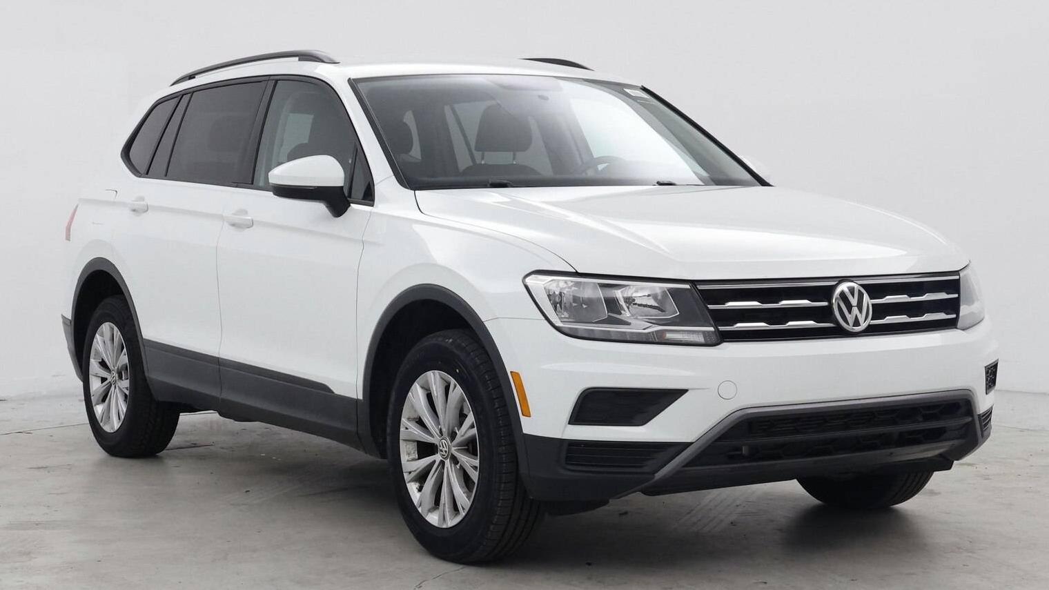 VOLKSWAGEN TIGUAN 2020 3VV1B7AX3LM054107 image