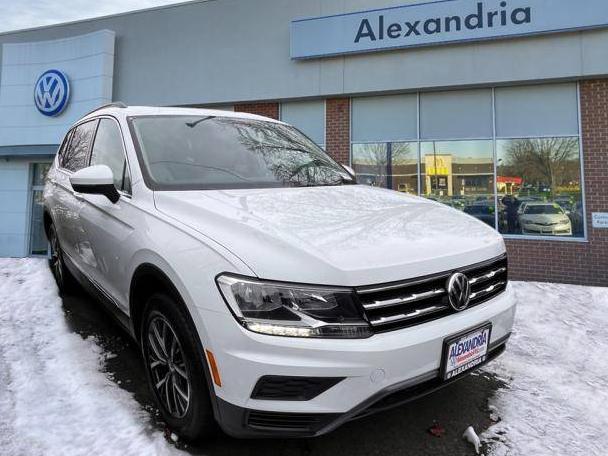 VOLKSWAGEN TIGUAN 2020 3VV2B7AX6LM008923 image