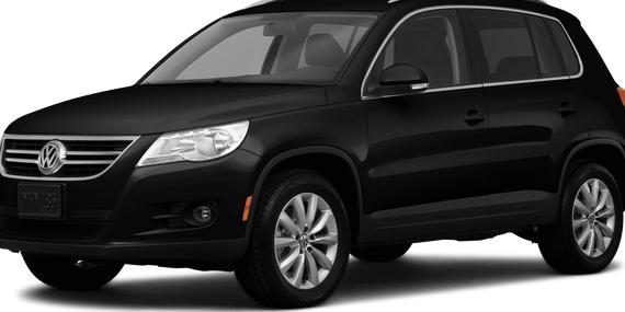 VOLKSWAGEN TIGUAN 2011 WVGAV7AX9BW523720 image