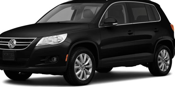 VOLKSWAGEN TIGUAN 2011 WVGAV7AX0BW520687 image