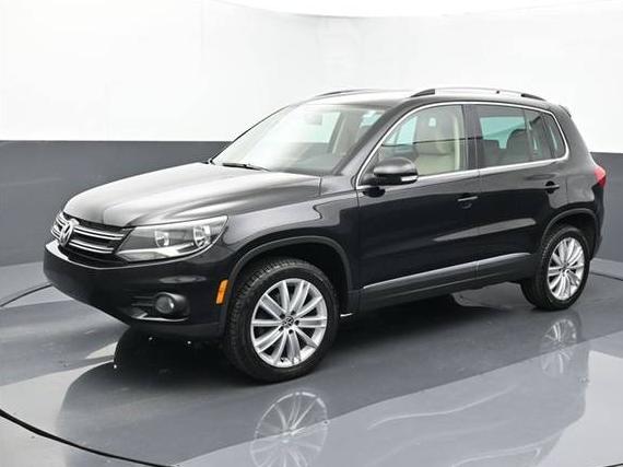 VOLKSWAGEN TIGUAN 2013 WVGBV7AX8DW535431 image