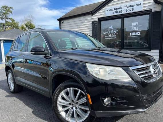 VOLKSWAGEN TIGUAN 2010 WVGBV7AX7AW503047 image