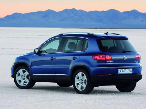 VOLKSWAGEN TIGUAN 2014 WVGBV3AX3EW551160 image