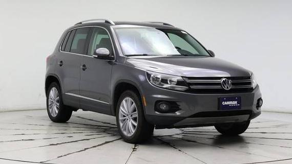 VOLKSWAGEN TIGUAN 2015 WVGBV7AX2FW511418 image