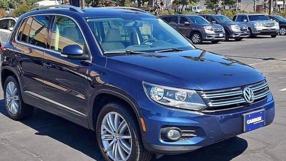 VOLKSWAGEN TIGUAN 2015 WVGAV7AX9FW505661 image