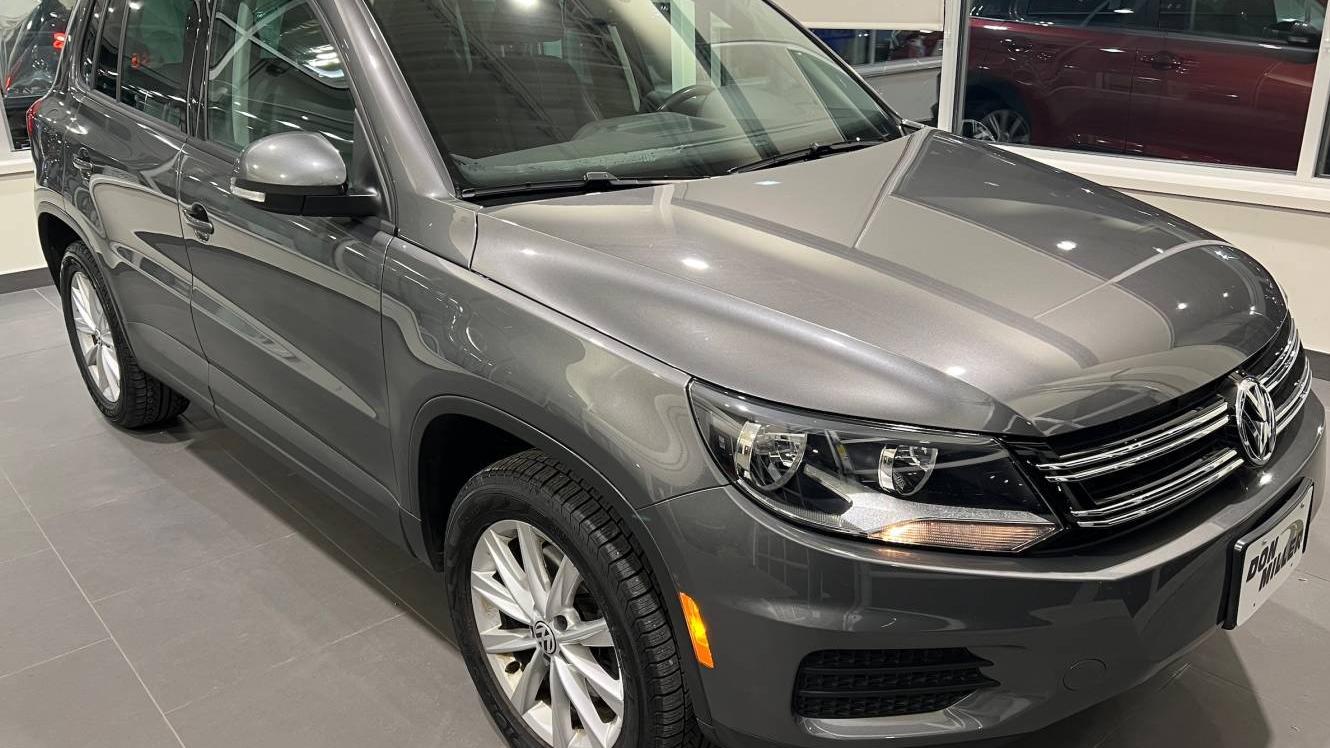 VOLKSWAGEN TIGUAN 2015 WVGBV7AX2FW580240 image