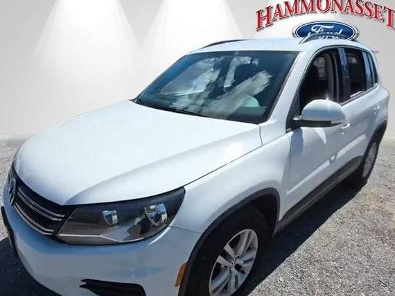 VOLKSWAGEN TIGUAN 2015 WVGBV7AX0FW510249 image