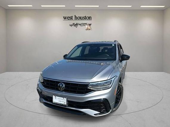 VOLKSWAGEN TIGUAN 2022 3VVCB7AXXNM040362 image