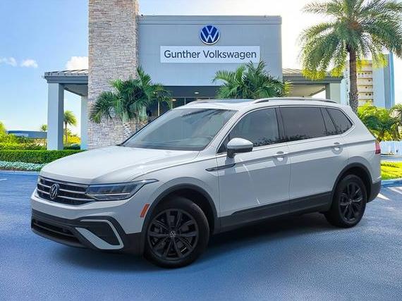 VOLKSWAGEN TIGUAN 2022 3VV3B7AX4NM036971 image