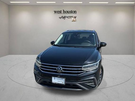 VOLKSWAGEN TIGUAN 2022 3VV3B7AX9NM027618 image
