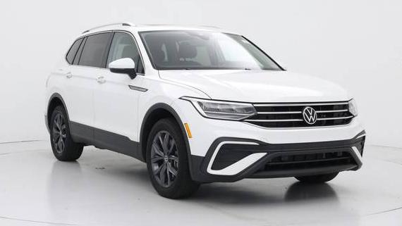 VOLKSWAGEN TIGUAN 2022 3VV3B7AX6NM123268 image