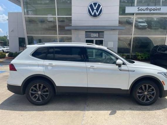 VOLKSWAGEN TIGUAN 2022 3VV3B7AX5NM108146 image