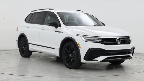 VOLKSWAGEN TIGUAN 2022 3VVCB7AX3NM026917 image