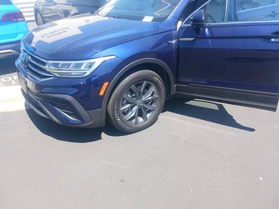 VOLKSWAGEN TIGUAN 2022 3VV3B7AX9NM109204 image