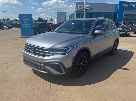 VOLKSWAGEN TIGUAN 2022 3VV3B7AX7NM033434 image