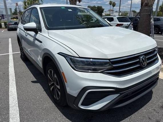 VOLKSWAGEN TIGUAN 2022 3VV1B7AX4NM011236 image