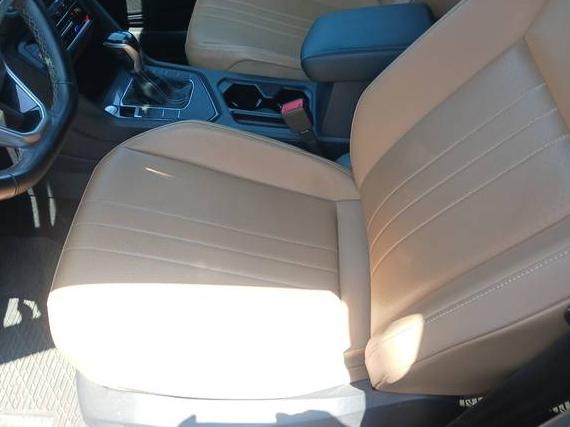 VOLKSWAGEN TIGUAN 2022 3VV3B7AX6NM107670 image