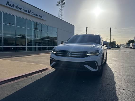 VOLKSWAGEN TIGUAN 2022 3VV3B7AX8NM067303 image