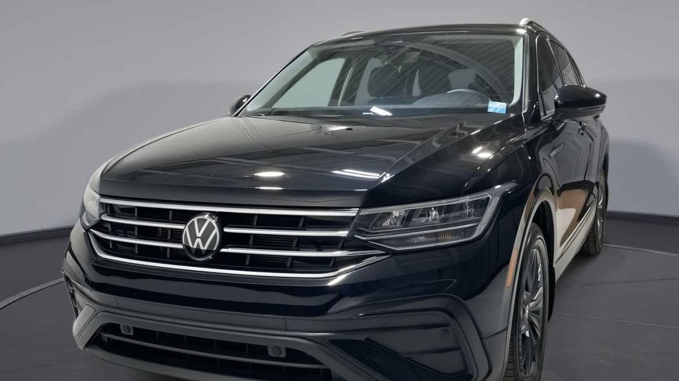 VOLKSWAGEN TIGUAN 2022 3VV3B7AX8NM061470 image