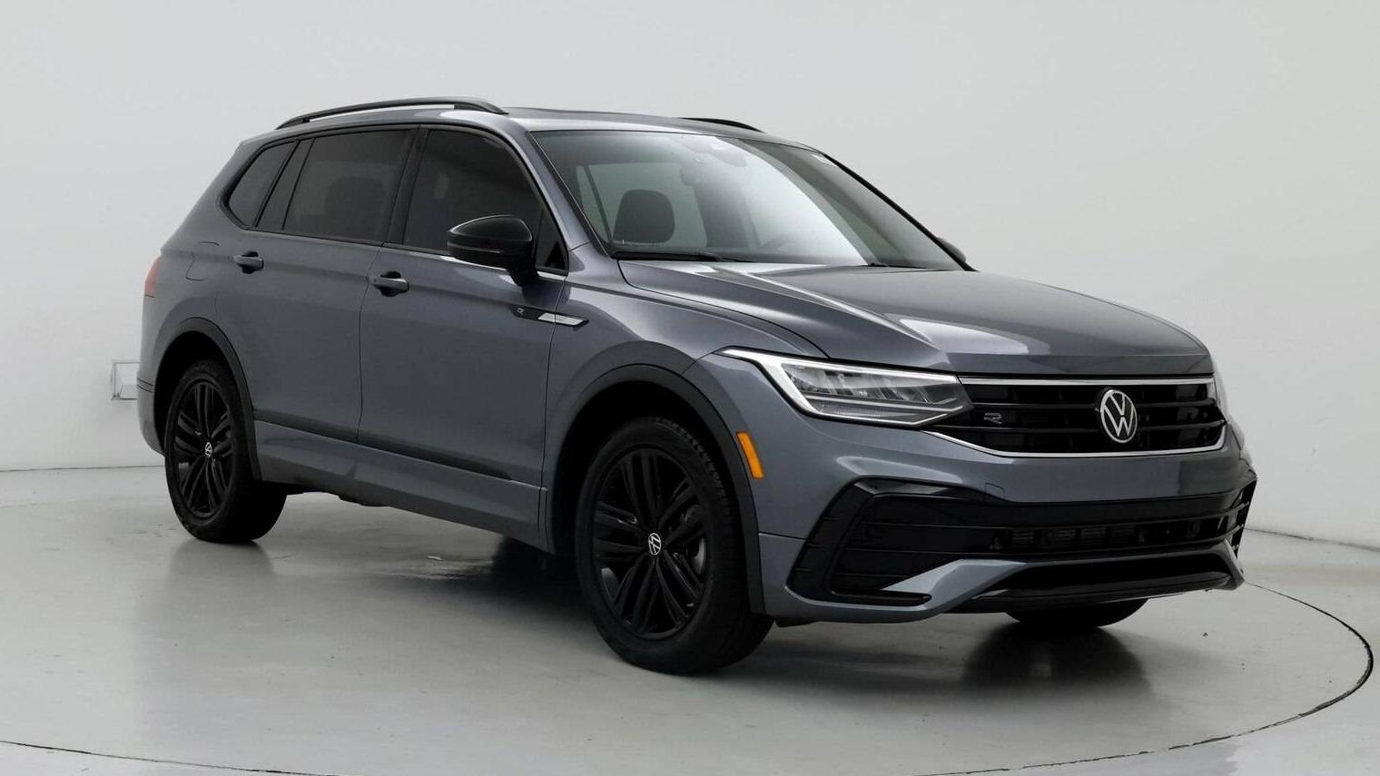 VOLKSWAGEN TIGUAN 2022 3VVCB7AX2NM081875 image