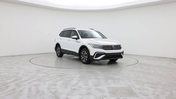 VOLKSWAGEN TIGUAN 2022 3VV1B7AX1NM024011 image