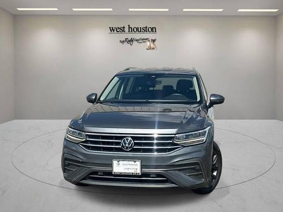 VOLKSWAGEN TIGUAN 2022 3VV3B7AXXNM027689 image VOLKSWAGEN TIGUAN 2022 3VV3B7AXXNM027689 image