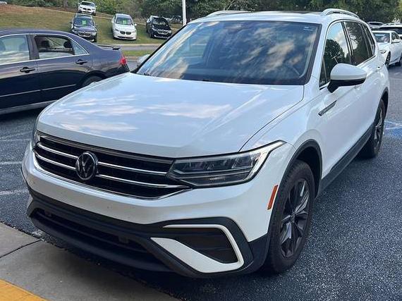 VOLKSWAGEN TIGUAN 2022 3VV3B7AXXNM033380 image