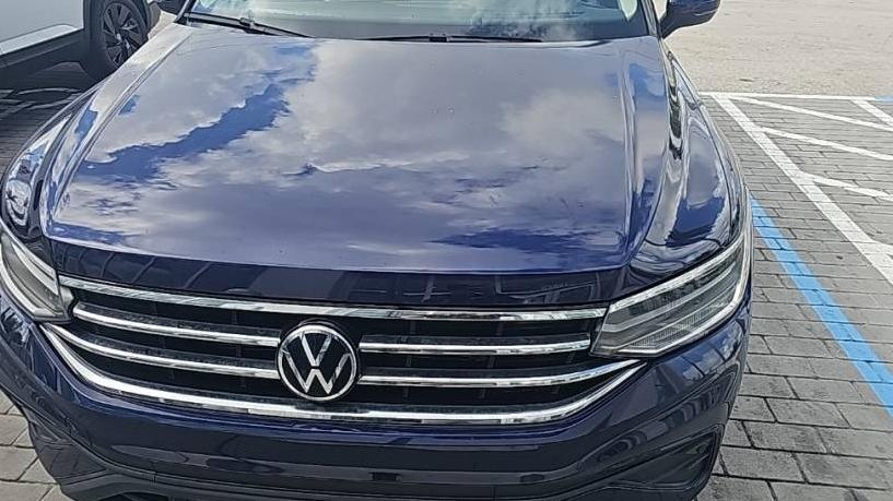 VOLKSWAGEN TIGUAN 2022 3VV3B7AX6NM088912 image