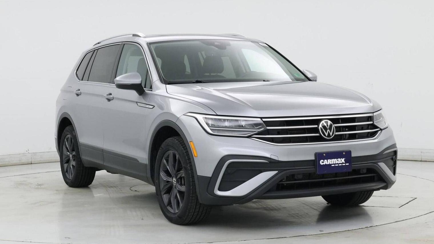 VOLKSWAGEN TIGUAN 2022 3VV3B7AX6NM031027 image