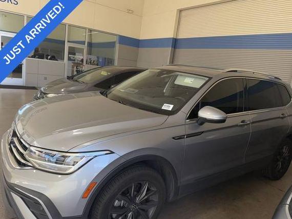 VOLKSWAGEN TIGUAN 2022 3VV3B7AX9NM038277 image