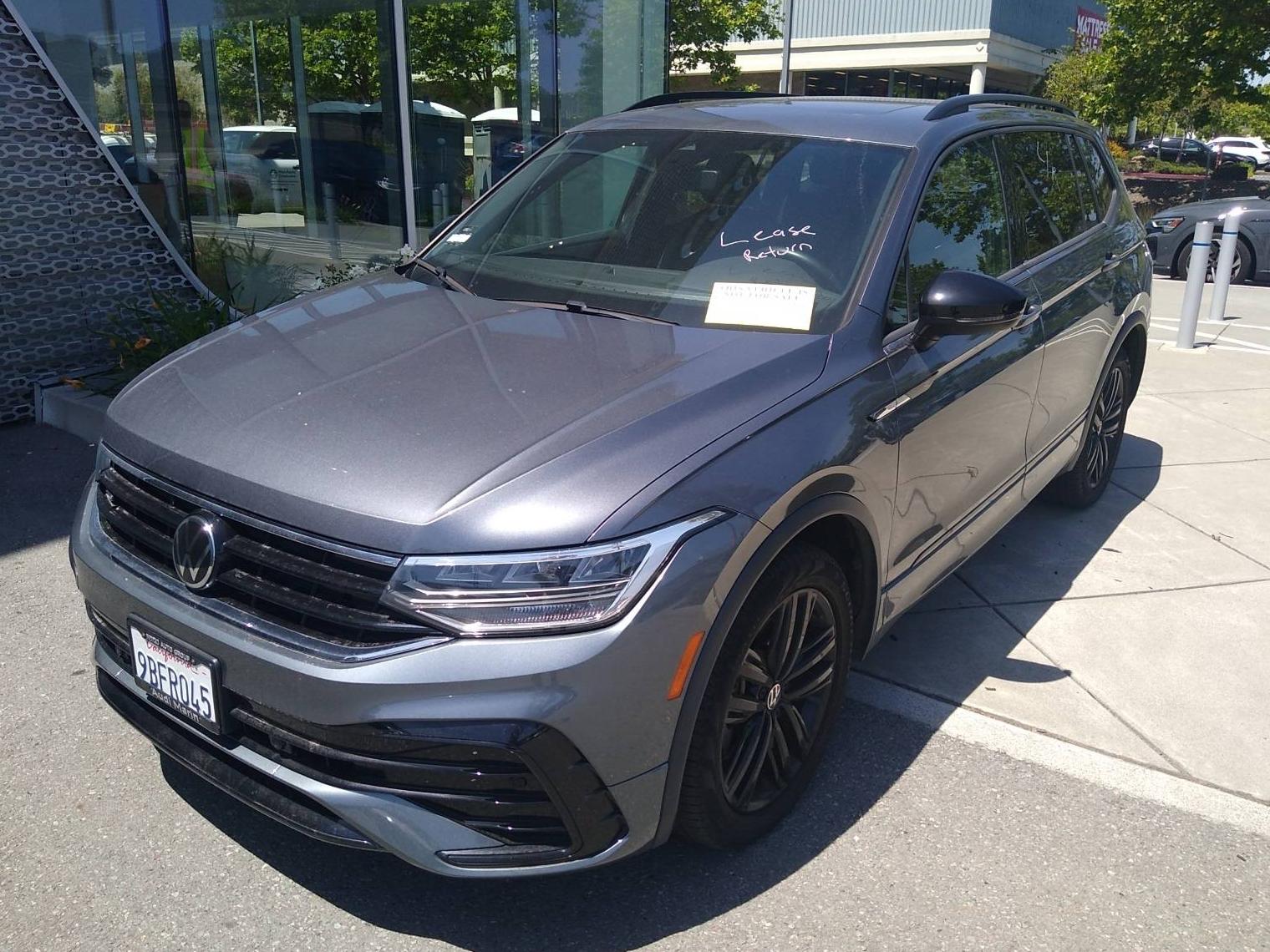 VOLKSWAGEN TIGUAN 2022 3VVCB7AX8NM083937 image