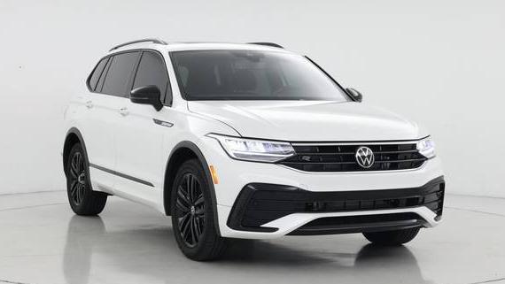 VOLKSWAGEN TIGUAN 2022 3VVCB7AX4NM103925 image