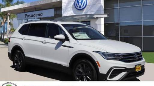 VOLKSWAGEN TIGUAN 2022 3VV3B7AX0NM149901 image
