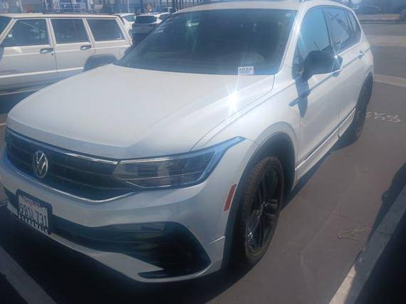 VOLKSWAGEN TIGUAN 2022 3VVCB7AX2NM087627 image