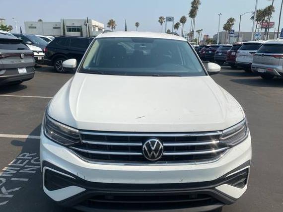 VOLKSWAGEN TIGUAN 2022 3VV1B7AX7NM136943 image